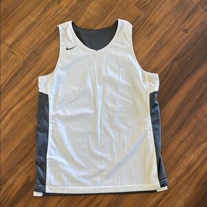 Nike Reversible Basketball Jersey Boys XL Gym Practice Gray/White Tank Top